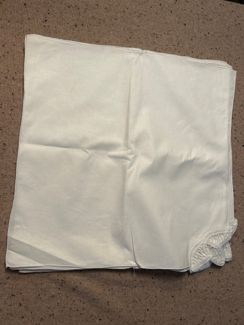 Vintage Set 12 Battenberg Lace Corner White Cloth Napkins 16x16 Wedding Tea